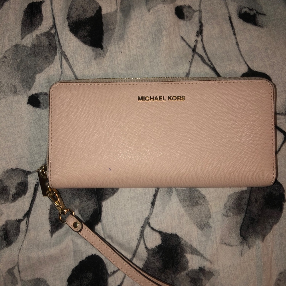 Michael Kors Wallet/Wristlet